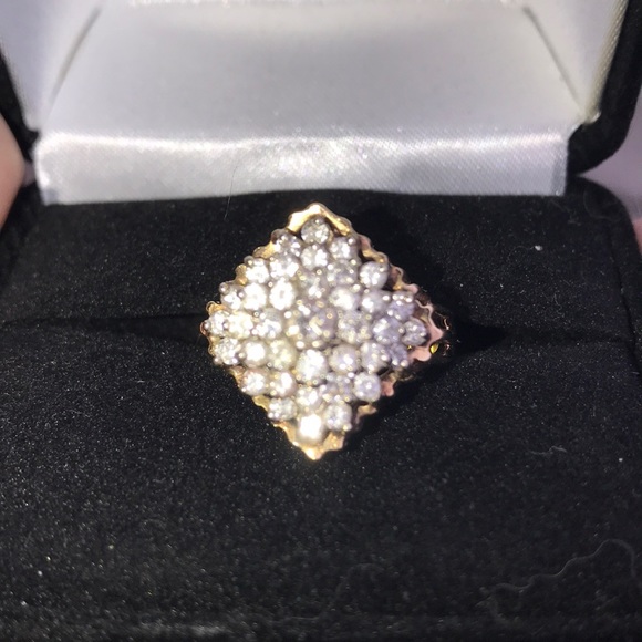 Jewelry - Solid 14k gold & 1 1/2 Carats total Diamond weight